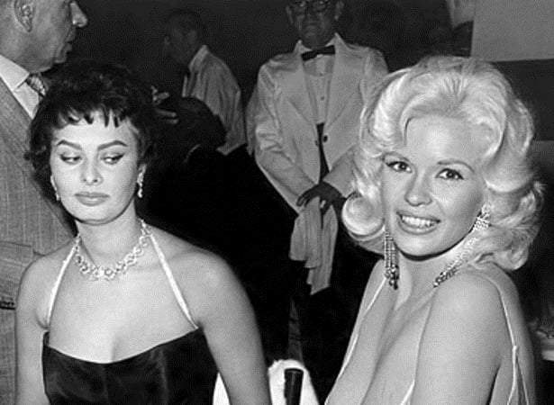 Sophia Loren y Jayne Mansfield. Fuente: (Instagram)