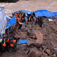 Alud en China: sepultados entre lodo y rocas