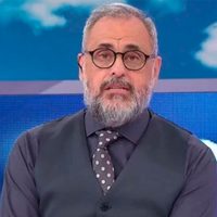 "Resentido, cuatro de copas": destrozaron a Jorge Rial por su publicación en contra de Marcela Tauro