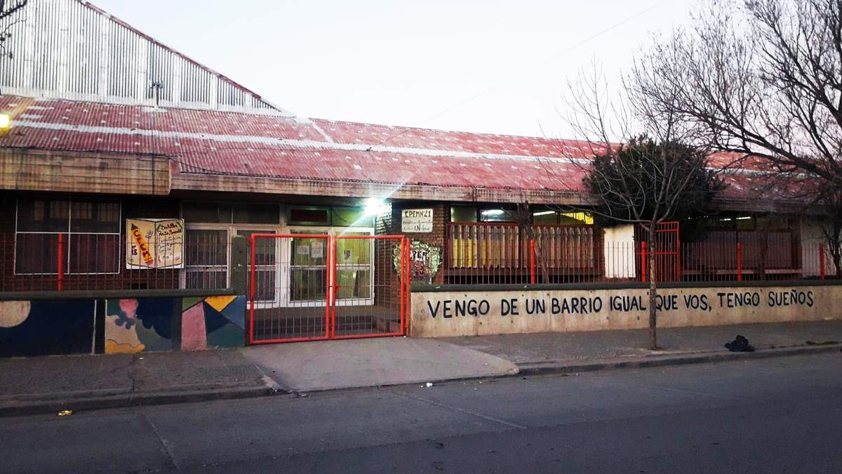 Una escuela en Neuquén. Fuente: (Twitter)