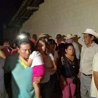 Autodefensas y Tequileros intercambian rehenes en Guerrero