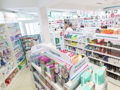 Centros de testeo o vacunación: el nuevo papel que podrían tener las farmacias