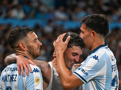 Racing tuvo su revancha ante el peor River de los últimos años