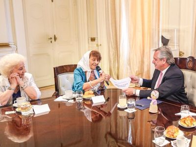 Taty Almeida calificó la reunión con Alberto Fernández como "esperanzadora"