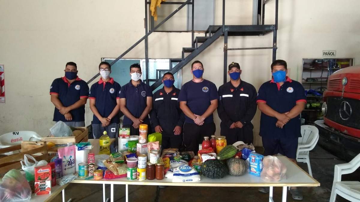 Bomberos de Choele Choel en cuarentena. Fuente: (Twitter)