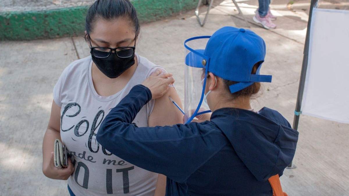 Campaña de vacunación contra el sarampión en la CDMX