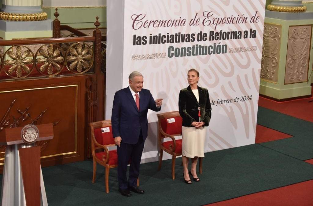 AMLO y Gutiérrez Müller