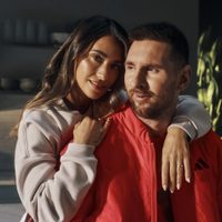Los millonarios looks de Lionel Messi y Antonela Roccuzzo en el nuevo lanzamiento de Adidas