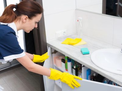 Cuánto cobran las empleadas domésticas en diciembre