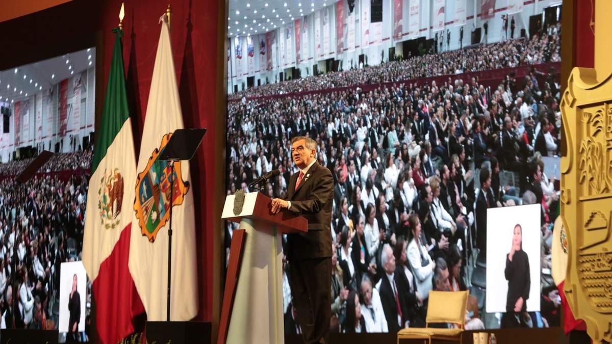 Rinde Américo su Segundo Informe de Gobierno