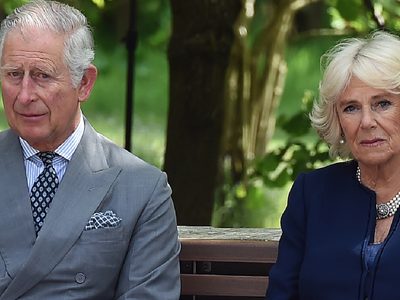 El Príncipe Carlos tiene el divorcio en puerta: con quién vio a Camilla Parker Bowles