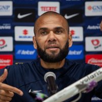 Dani Alves saldrá de prisión; le otorgan libertad bajo fianza de un millón de euros
