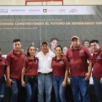 Becarios participan en el primer congreso 'Sembrando vida-Jóvenes construyendo el futuro”