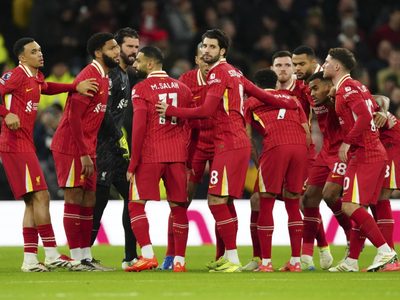 Liverpool golea 6-3 a los Spurs y tiene una ventaja de 4 puntos para liderar la Premier League
