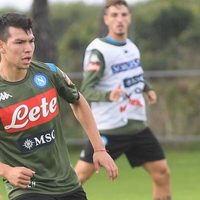 Nápoles multa a jugadores por no quedarse en la concentración; El Chucky pagará 168 mil euros