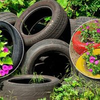 No tires las llantas viejas: creá este macetero gigante para ponerle onda a tu jardín