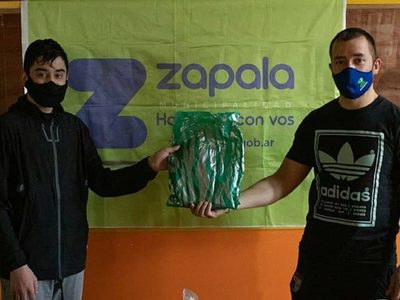 Entregaron premios en Zapala de los torneos virtuales de hockey y vóley