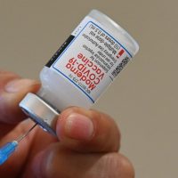 Qué resta para que la vacuna de Moderna comience a ser aplicada