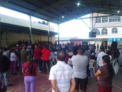 Pobladores retienen a funcionarios del gobierno de Atlixtac, Guerrero