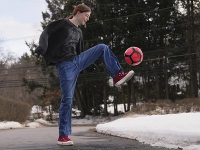 Adolescentes transgénero se oponen a la prohibición de Trump de participar en deportes femeninos