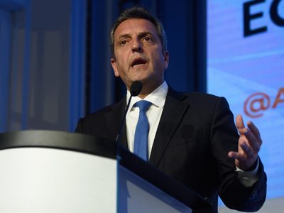 De qué se trata el anuncio de Massa para la recompra de U$S1.000 millones de deuda externa