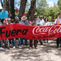 Activistas exigen revocar la concesión a Coca-Cola en San Cristóbal, Chiapas