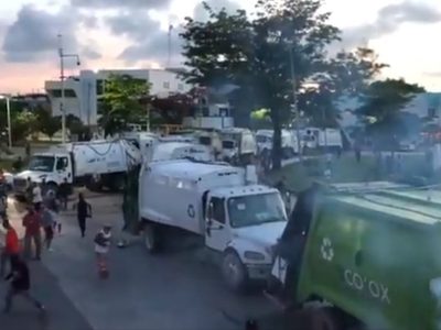 Justifican represión de recolectores de basura en Cancún; "traían bombas molotov"