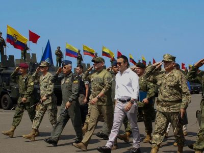 Crece presión internacional contra Noboa; exigen que pida licencia para la segunda vuelta en Ecuador