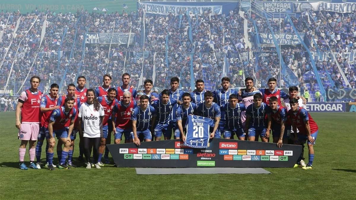 La gente sigue apoyando a pesar de los malos resultados.