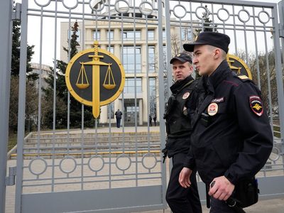 Fiscalía rusa pide 7 años de cárcel para un estadunidense acusado de luchar para Ucrania
