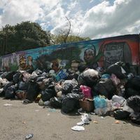 Pleito entre Astudillo y alcalde deriva en contingencia sanitaria en Chilpancingo; calles se llenan de basura