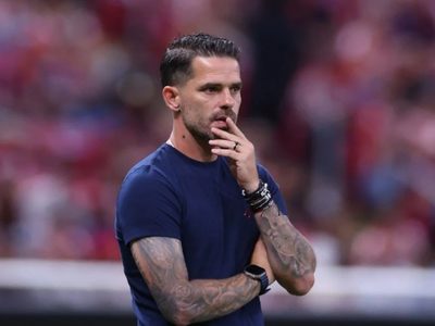 Comienza la era Gago en Boca: antes de asumir preguntó por la situación de dos referentes