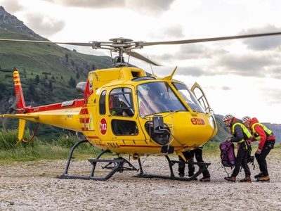 Los servicios de búsqueda localizan restos humanos en el glaciar de los Alpes