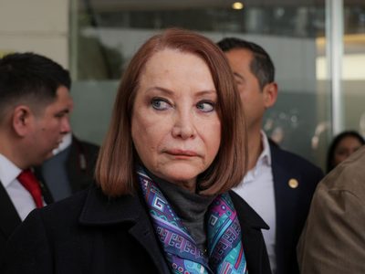 El Plan B no elimina al INE, dice la presidenta del Senado