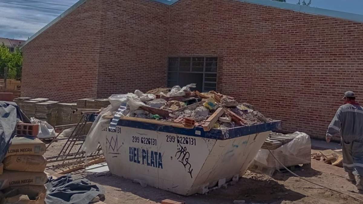 Los trabajos que se realizan en el CPEM 44. Fuente: (Neuquén Informa).
