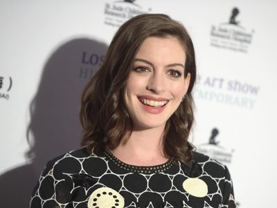 La sorpresiva revelación de Anne Hathaway sobre uno de sus hijos que nadie conocía