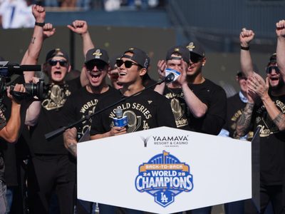 Dodgers celebran históricos títulos consecutivos de la Serie Mundial
