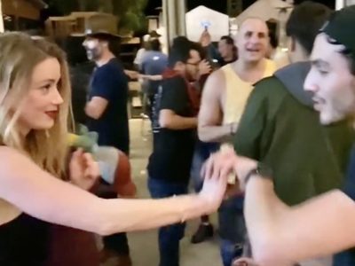 Amber Heard reaparece bailando "Como la flor" de Selena y se vuelve viral (Video)