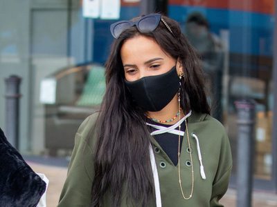 Es otra: así de extraña luce Gloria Camila sin su sedoso cabello