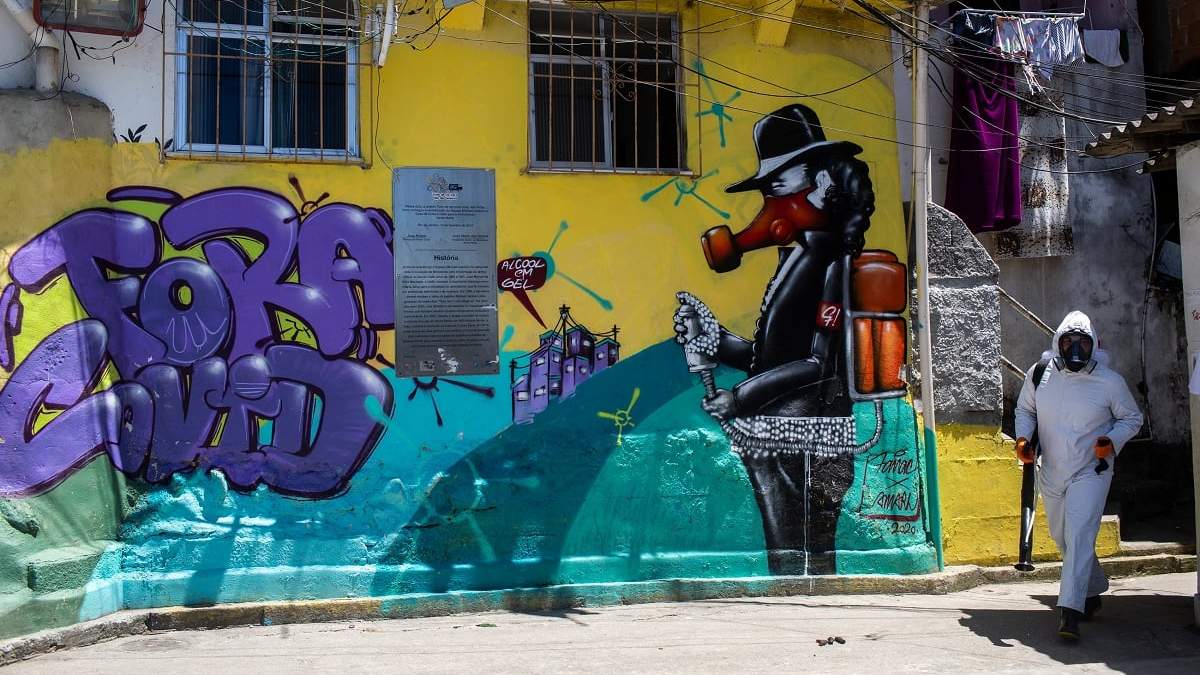 Brasil es, en términos absolutos, el segundo país del mundo que más fallecidos contabiliza y el tercero en cantidad de casos. Fuente: (Twitter)