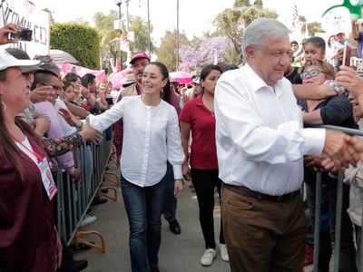López Obrador reta a Anaya y Meade a unirse contra él; "ni así nos ganan", dice