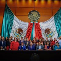 “No estás solo”: Morena arropa a Rocha Moya con el lema usado para defender a AMLO