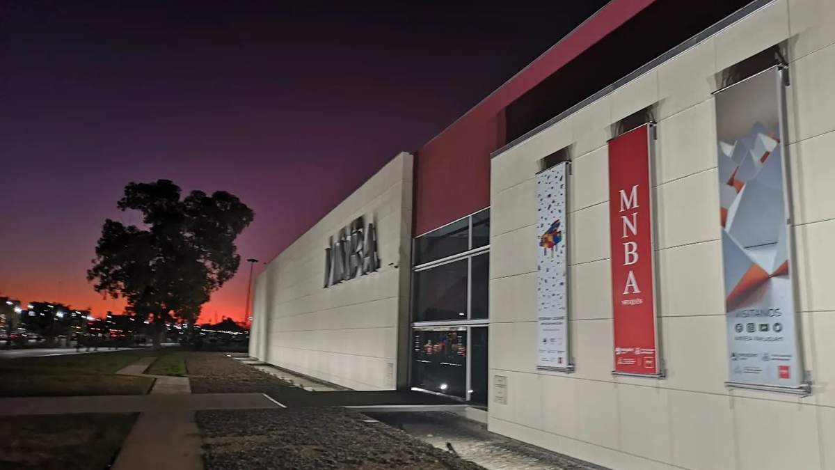 El MNBA de Neuquén comienza refacciones en la sala de exposiciones. Fuente: (Facebook)