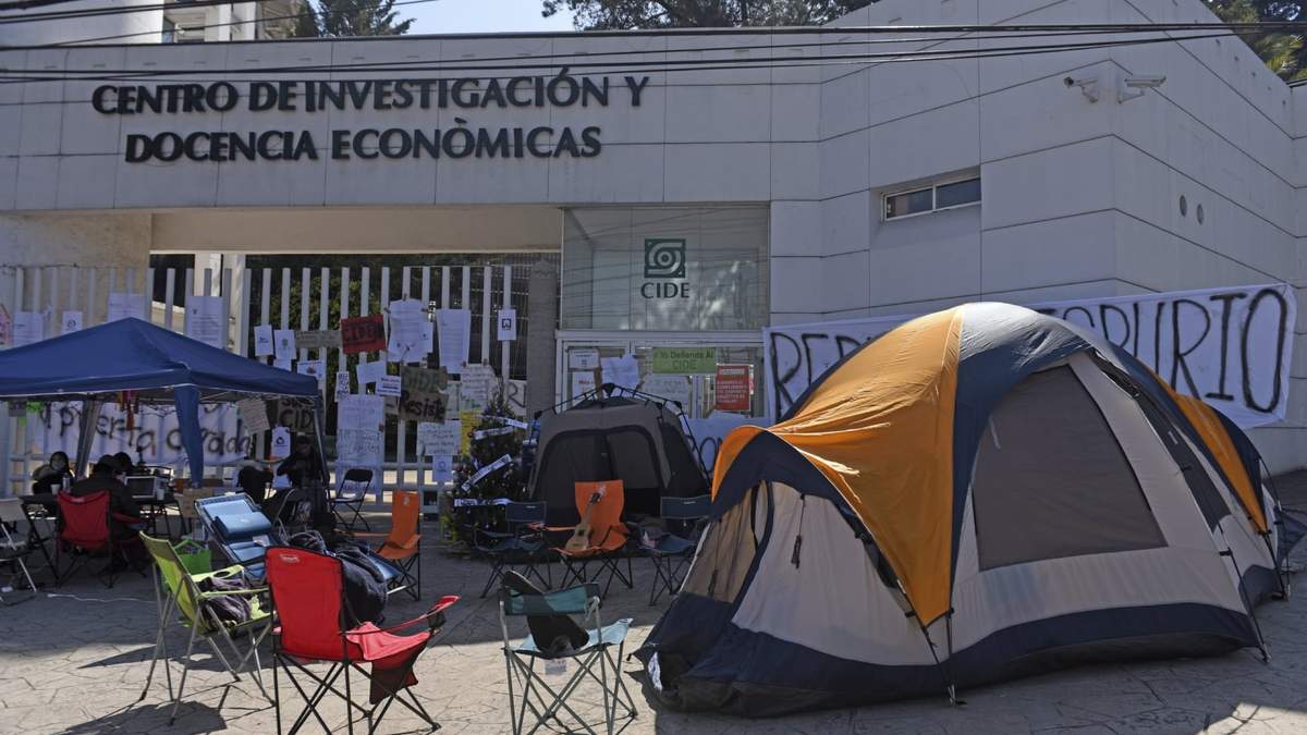 El plantón en el CIDE terminó este sábado tras 48 días