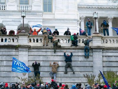 Desconfianza, violencia política y desinformación: fantasma del asalto al Capitolio planea sobre EU