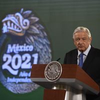 AMLO dará detalles de la entrega de productos decomisados a través de los  "Tianguis del Bienestar"