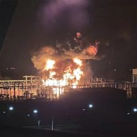El aeropuerto de Heathrow reanudó los vuelos tras un incendio que cortó su suministro eléctrico