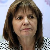 Patricia Bullrich criticó al Gobierno por la "querella criminal" al Macrismo