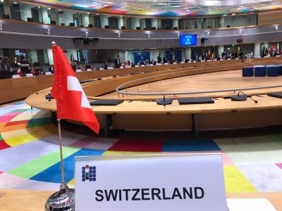Suiza aprueba en referéndum igualar la edad de jubilación femenina y masculina