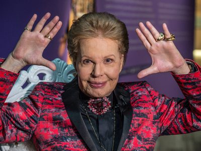 El astrólogo Walter Mercado, una leyenda de lujo y excentricidad que logró conquistar el mundo